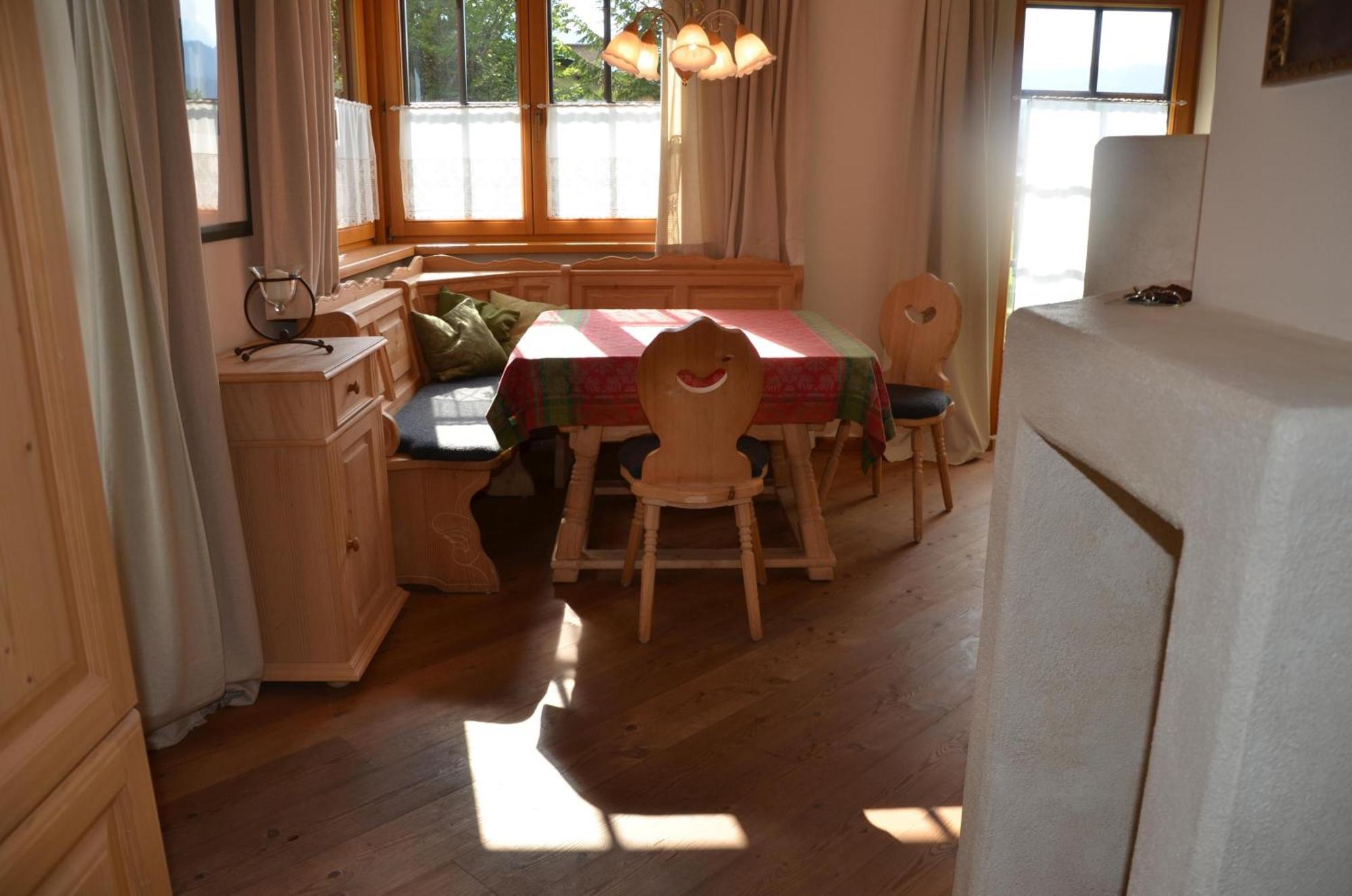 Apartamento Haus Enzian Seefeld in Tirol Exterior foto